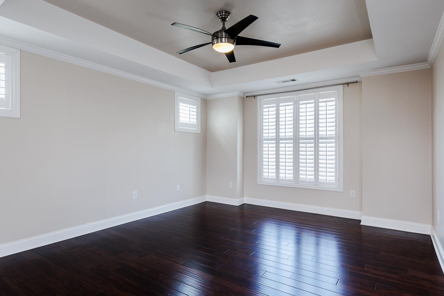 1581 Fullerton Place Raleigh, NC 27607 - Photo 14 of 42 Bay Window & Privacy Windows