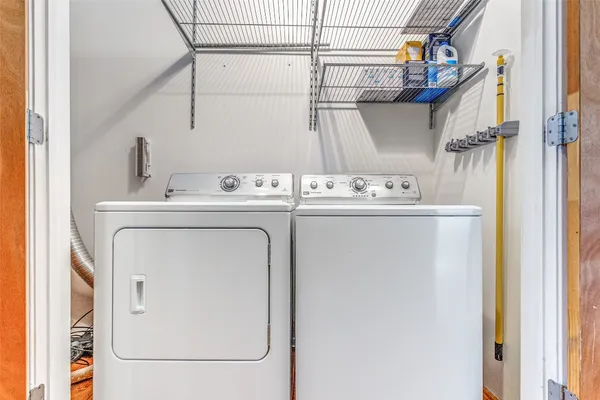 $2,900 | 1312 Live Oak Street, Unit 223, Houston, TX 77003