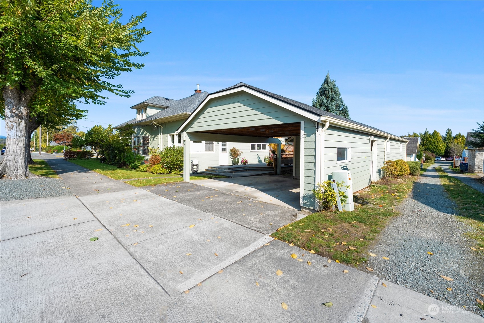 1317 9th Street Anacortes, WA 98221 - Photo 36 of 38 a view of a house with a yard