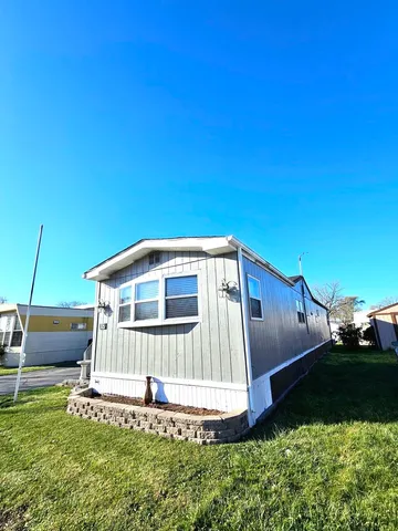 $105,000 | 118 Nina Lane, Bartlett, IL 60103