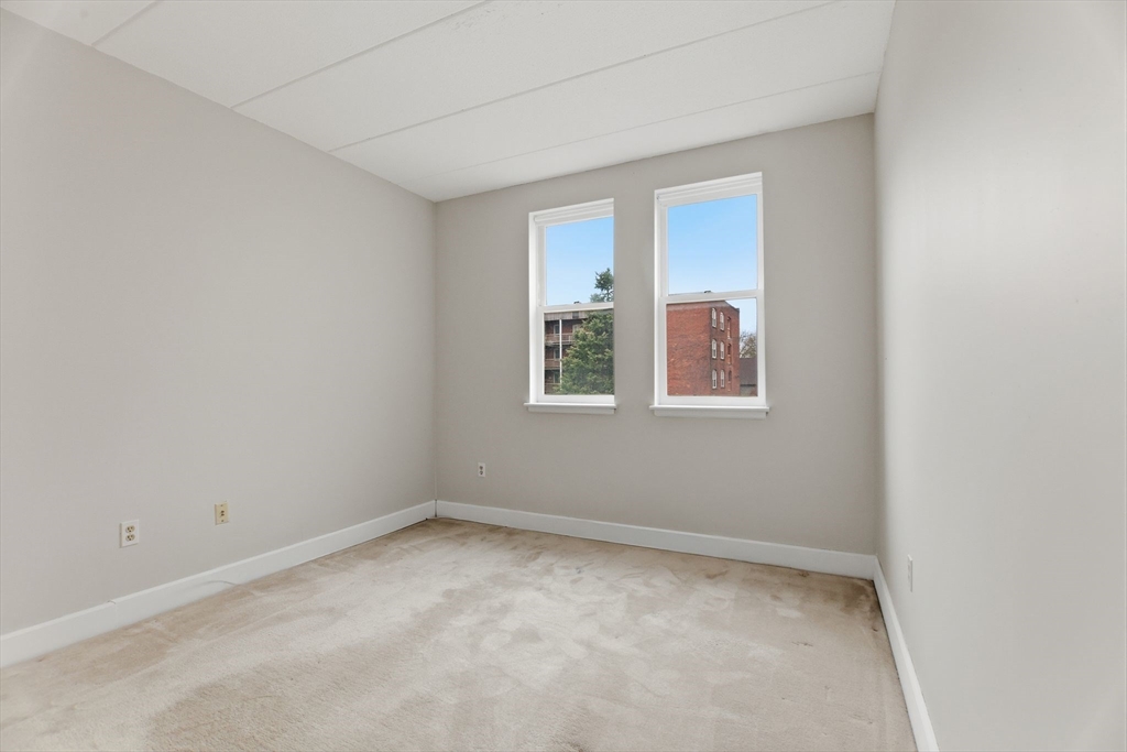 34 Sumner Avenue, Unit 210 Springfield, MA 01108 - Photo 11 of 25 Gallery Image 11