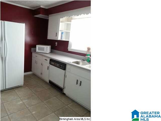 844 Oldfield Road Sylacauga, AL 35150 - Photo 2 of 15