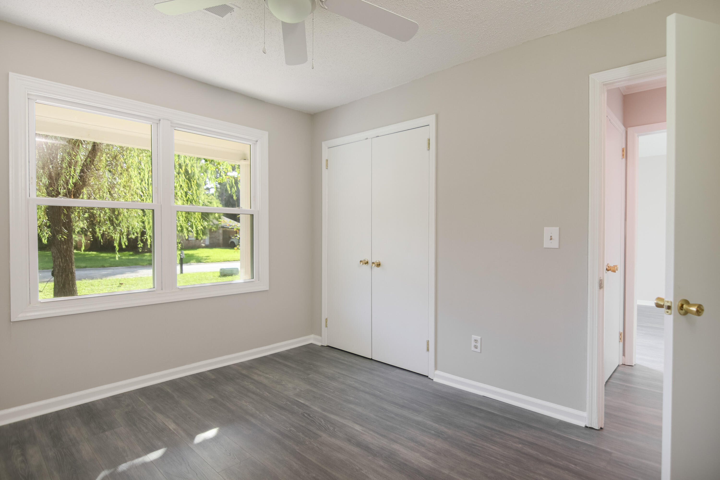 125 Waring Road Summerville, SC 29485 - Photo 10 of 15 IMG_9349-Edit