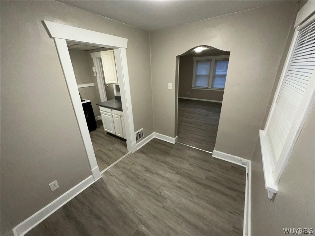 3 Rosedale Street Buffalo, NY 14207 - Photo 6 of 12