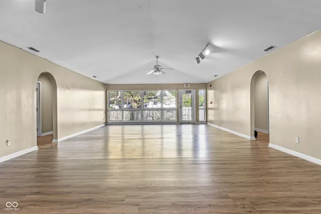 $629,900 | 8560 North College Avenue, Indianapolis, IN 46240