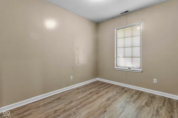 $629,900 | 8560 North College Avenue, Indianapolis, IN 46240