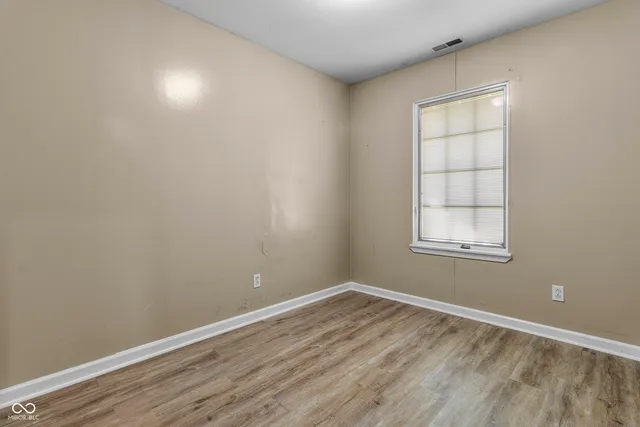 $629,900 | 8560 North College Avenue, Indianapolis, IN 46240