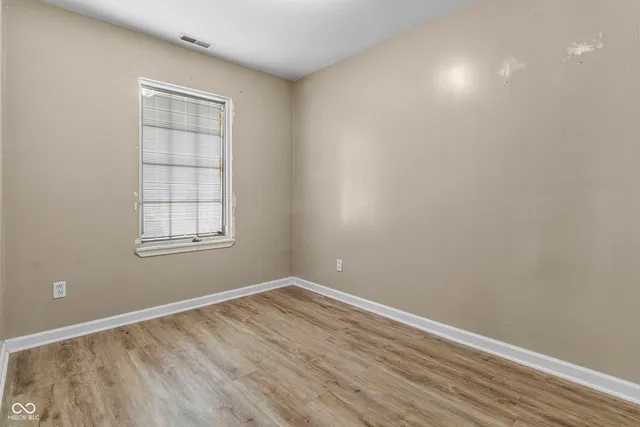 $629,900 | 8560 North College Avenue, Indianapolis, IN 46240