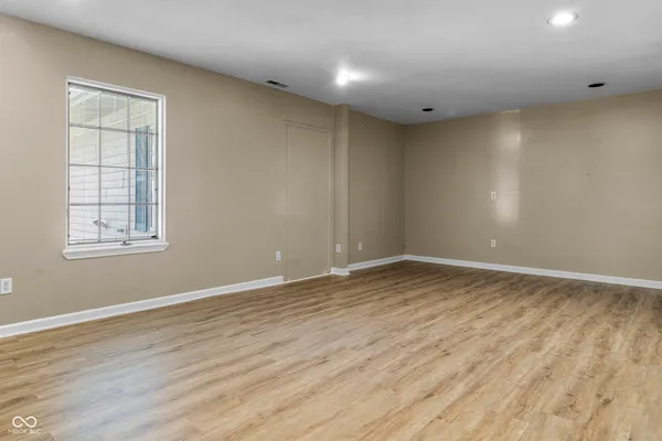 $629,900 | 8560 North College Avenue, Indianapolis, IN 46240