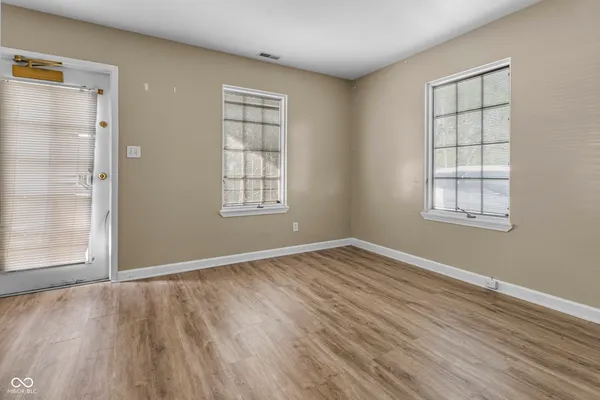 $629,900 | 8560 North College Avenue, Indianapolis, IN 46240