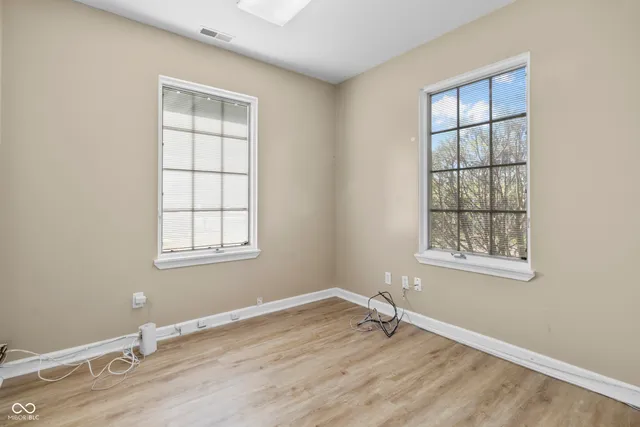 $629,900 | 8560 North College Avenue, Indianapolis, IN 46240