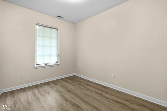 $629,900 | 8560 North College Avenue, Indianapolis, IN 46240