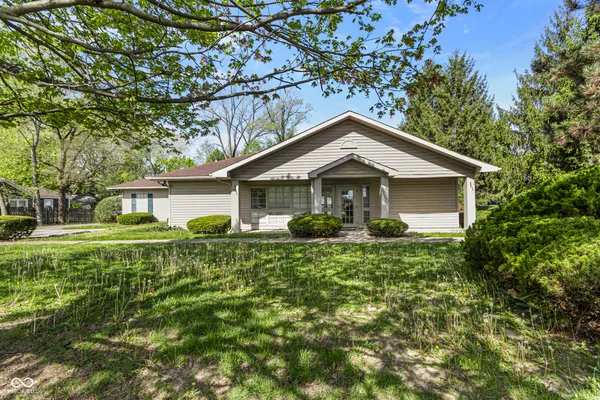 $629,900 | 8560 North College Avenue, Indianapolis, IN 46240