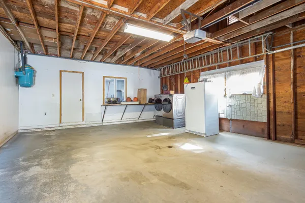$370,000 | 24 Highland Avenue, Lewiston, ME 04240