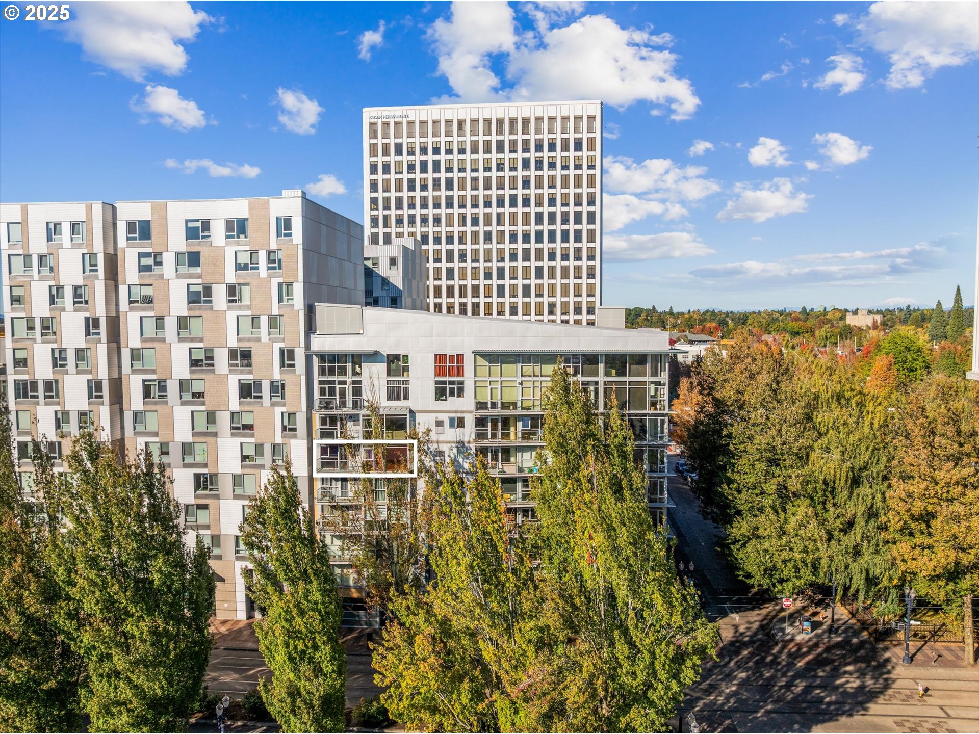 533 Northeast Holladay Street, Unit 605 Portland, OR 97232 - Photo 41 of 42 a view of a building