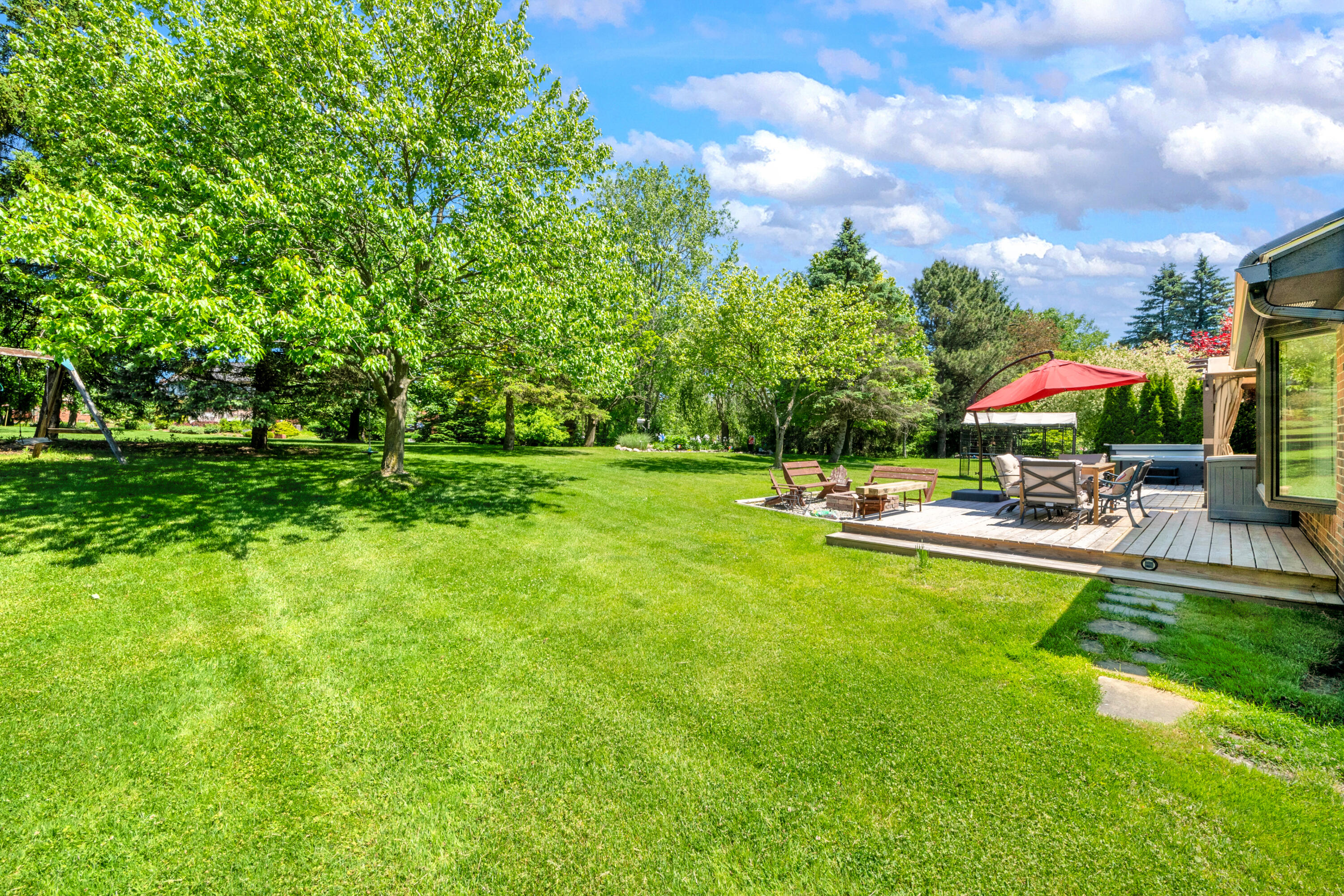 3394 Edmunton Drive Rochester Hills, MI 48306 - Photo 52 of 69 53 - Back Yard