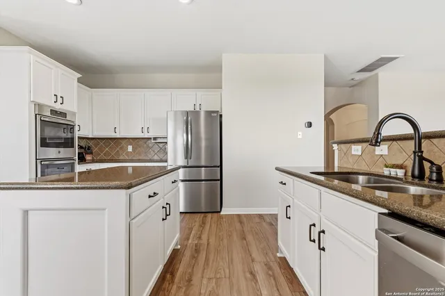 $599,000 | 23103 Fairway Bridge, San Antonio, TX 78258