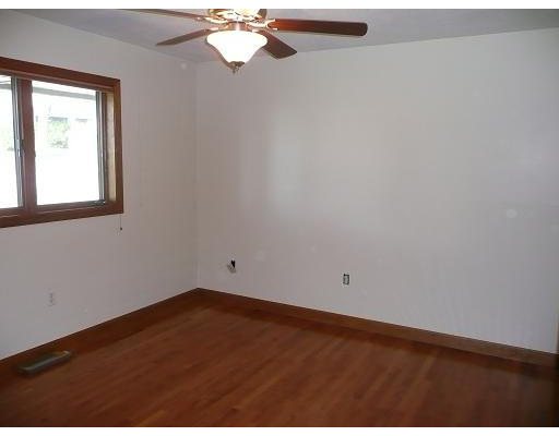 27 Shore Road Gloucester, MA 01930 - Photo 14 of 15 Gallery Image 14