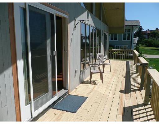 27 Shore Road Gloucester, MA 01930 - Photo 4 of 15 Gallery Image 4