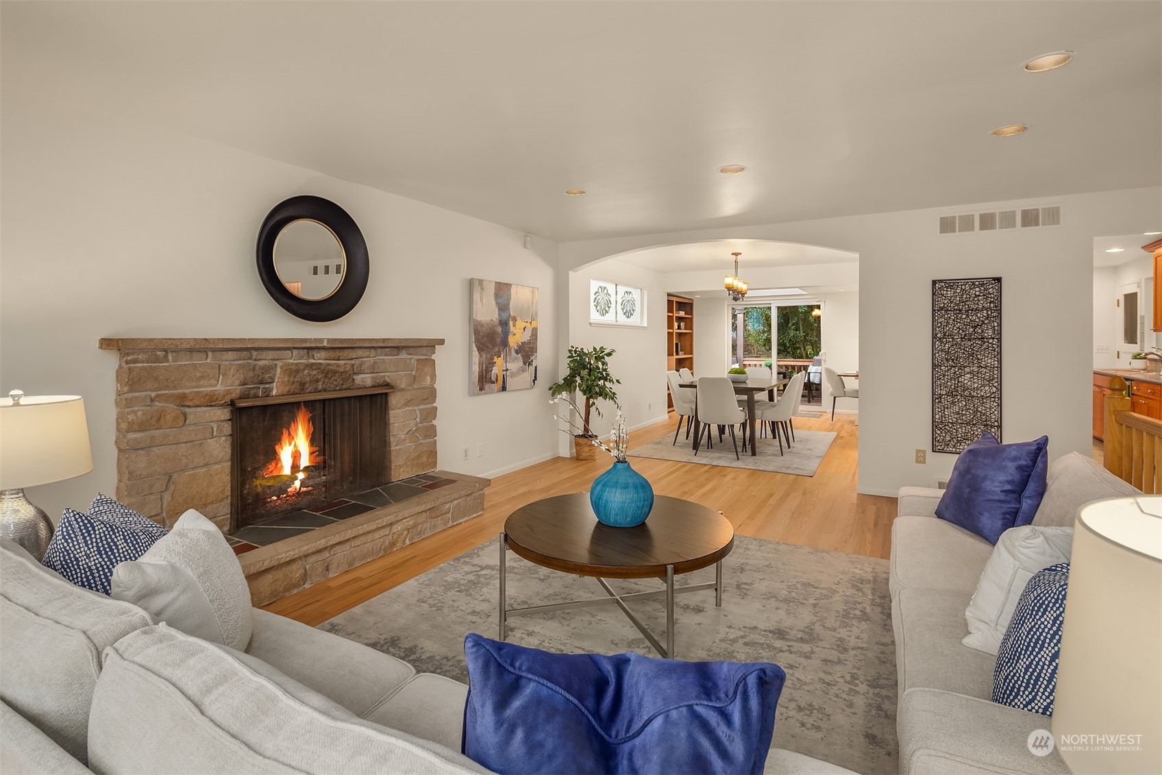 3911 Northeast 100th Street Seattle, WA 98115 - Photo 4 of 36 Gallery Image 4