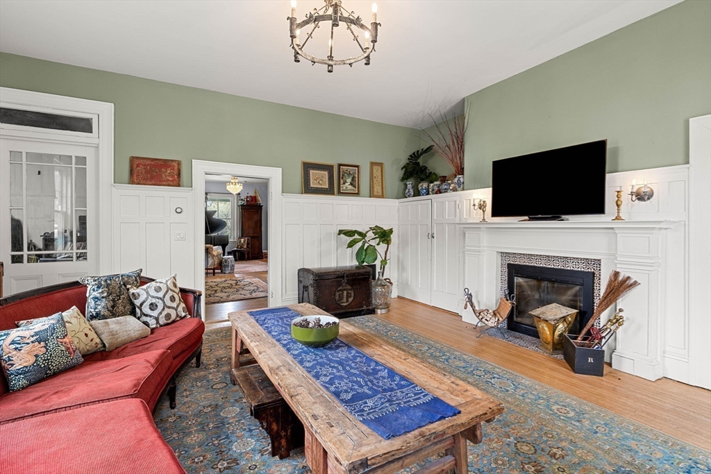 29 Galloupes Point Road Swampscott, MA 01907 - Photo 23 of 40