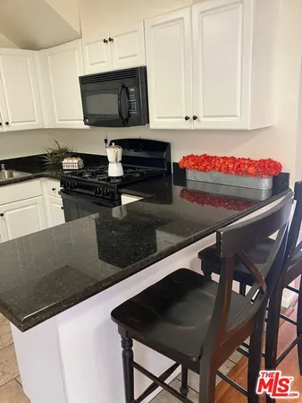 $2,750 | 20258 Cohasset Street, Unit 4, Winnetka, CA 91306