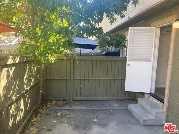 $2,750 | 20258 Cohasset Street, Unit 4, Winnetka, CA 91306