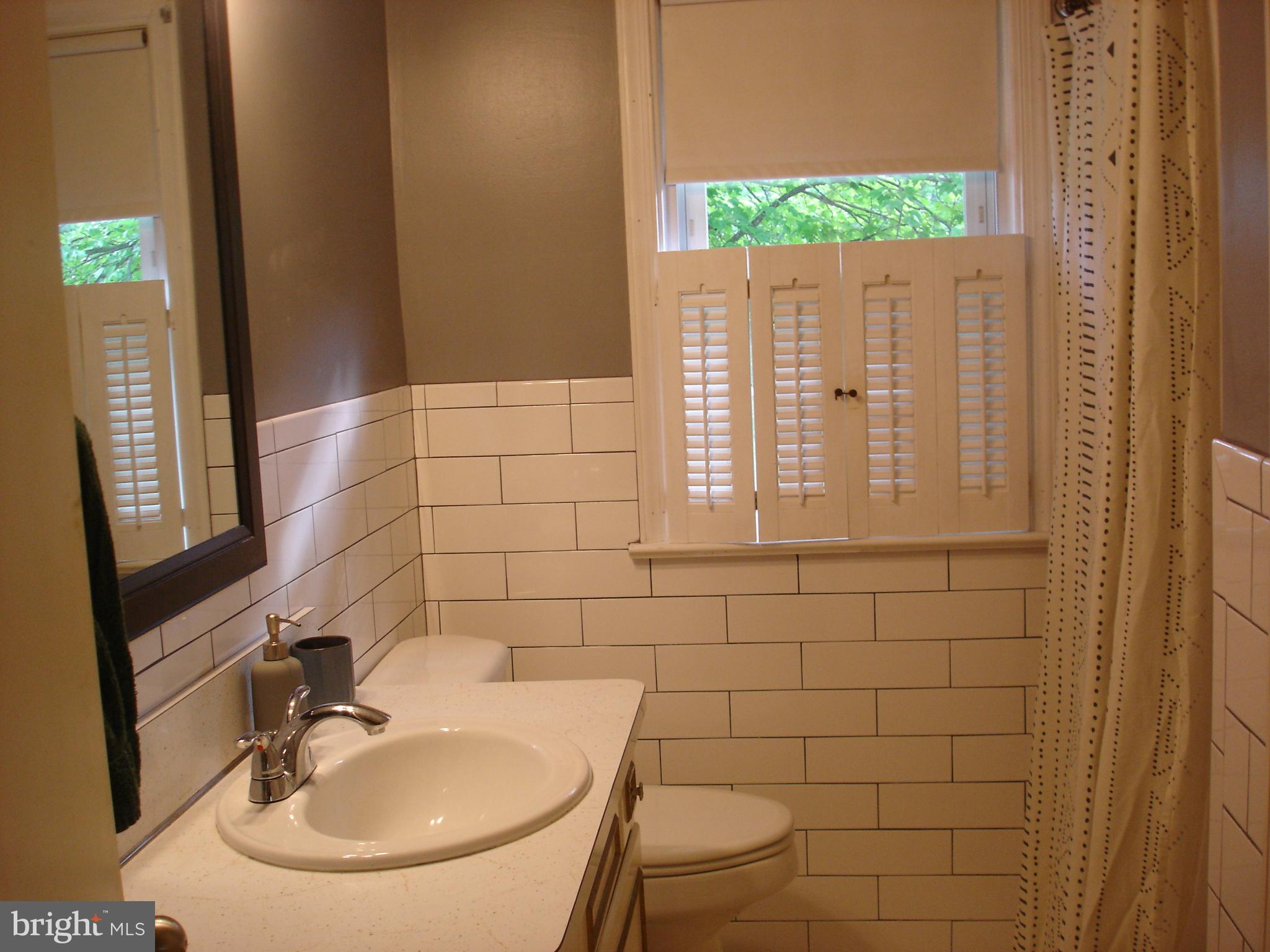 880 Locust Grove Road York, PA 17402 - Photo 14 of 32 Gallery Image 14