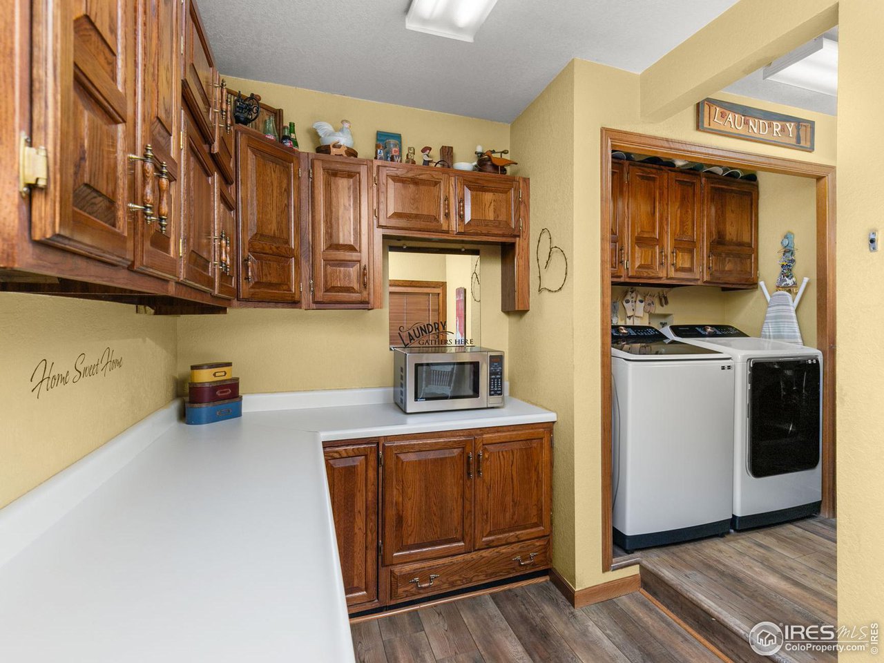 13581 Elmore Road Longmont, CO 80504 - Photo 13 of 34 Mud Room/Laundry spaces