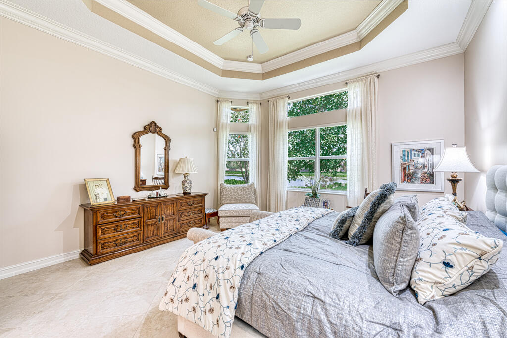 9088 Ribbons Ridge Point Boynton Beach, FL 33473 - Photo 12 of 53 BEAUTIFUL HIGH CEILINGS