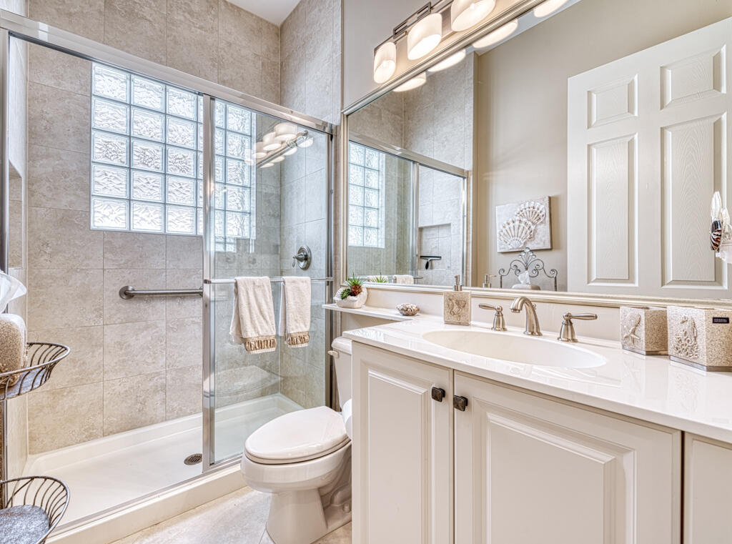 9088 Ribbons Ridge Point Boynton Beach, FL 33473 - Photo 28 of 53 ANOTHER EN SUITE BATHROOM