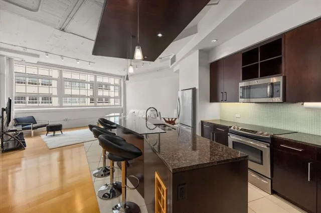 $2,900 | 2600 West 7th Street, Unit 2532, Fort Worth, TX 76107