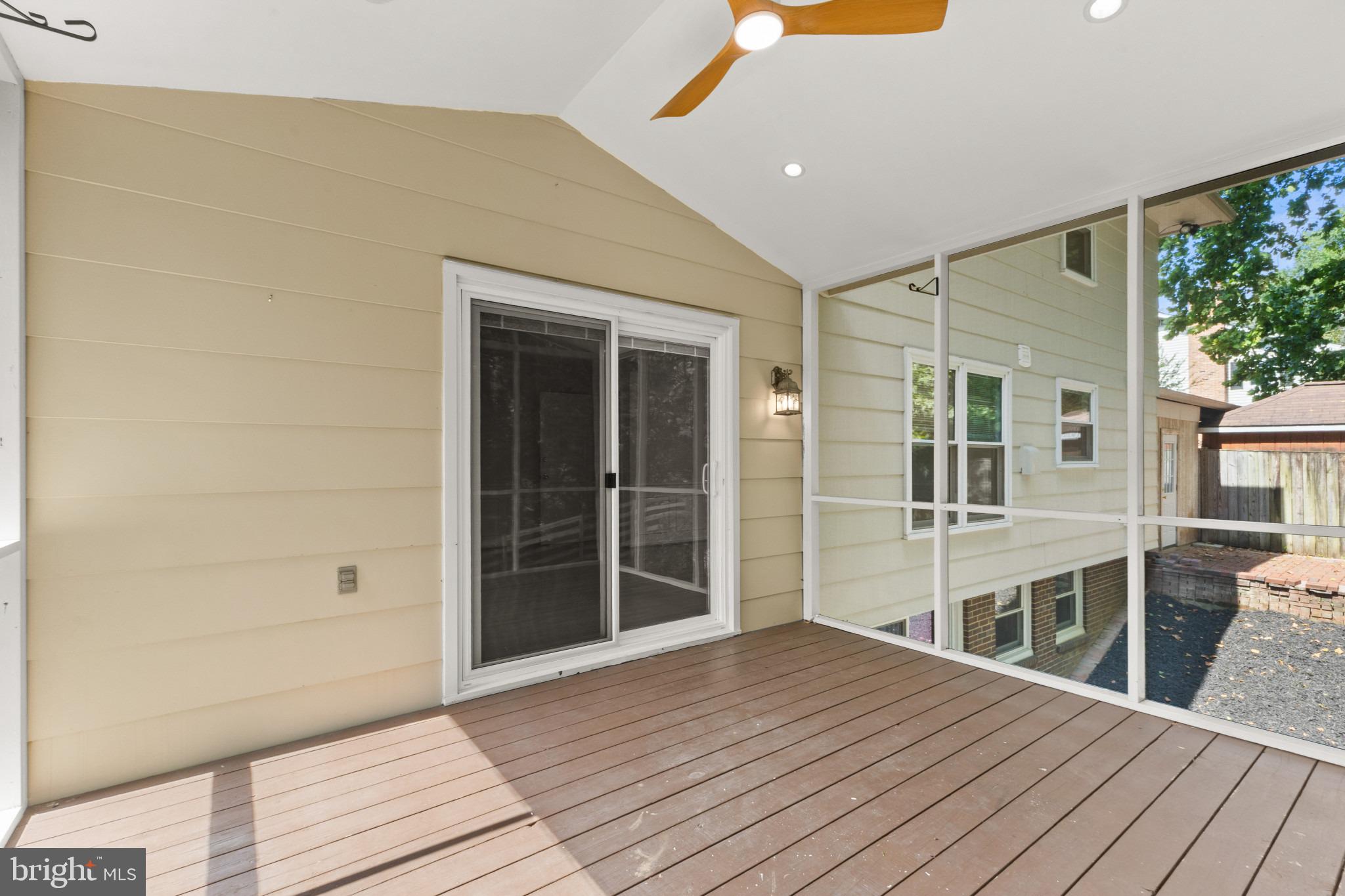 8705 Gateshead Road Alexandria, VA 22309 - Photo 36 of 44 Screened Porch