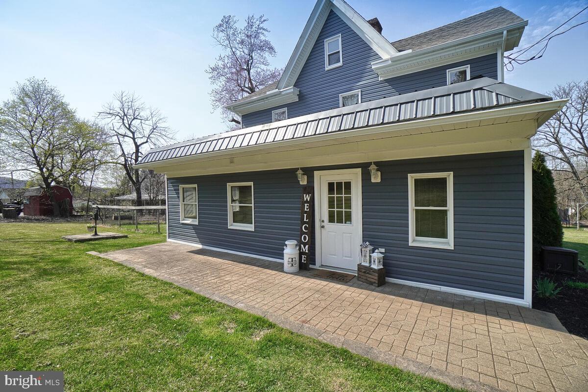 25526 Military Road Cascade, MD 21719 - Photo 2 of 59 Come on in...you will want to stay