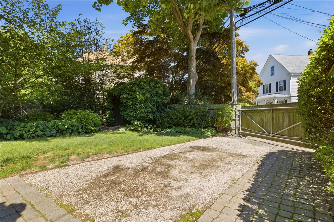 83 Malbone Road Newport, RI 02840 - Photo 42 of 49 Gallery Image 42