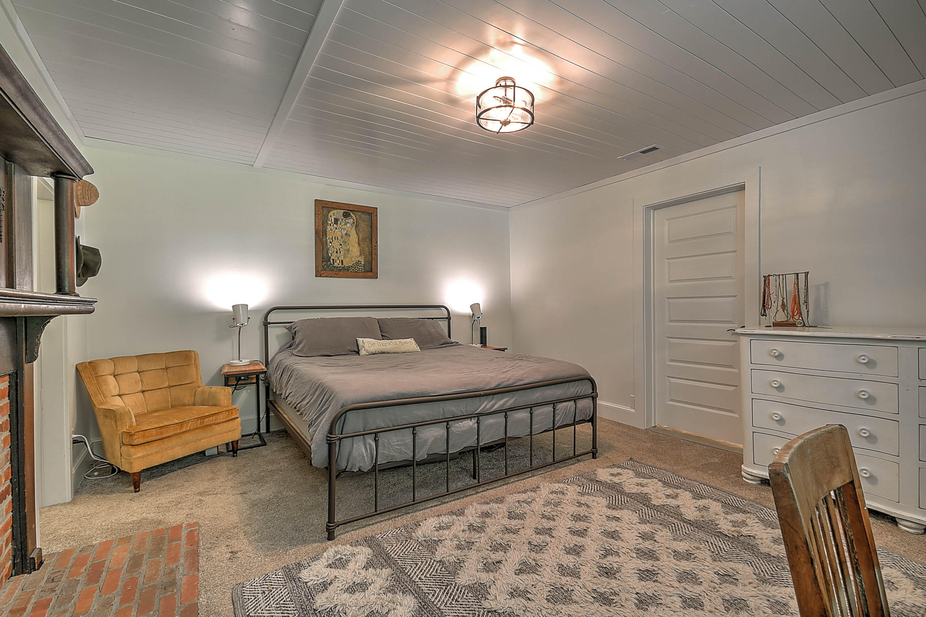 437 Bluff Road Blountville, TN 37617 - Photo 20 of 72 master suite