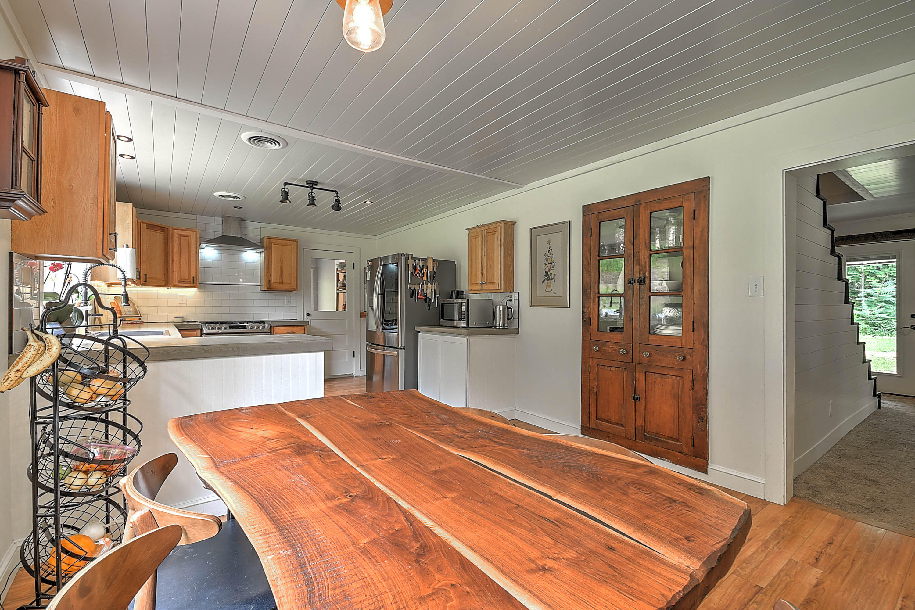 437 Bluff Road Blountville, TN 37617 - Photo 4 of 72 dining room
