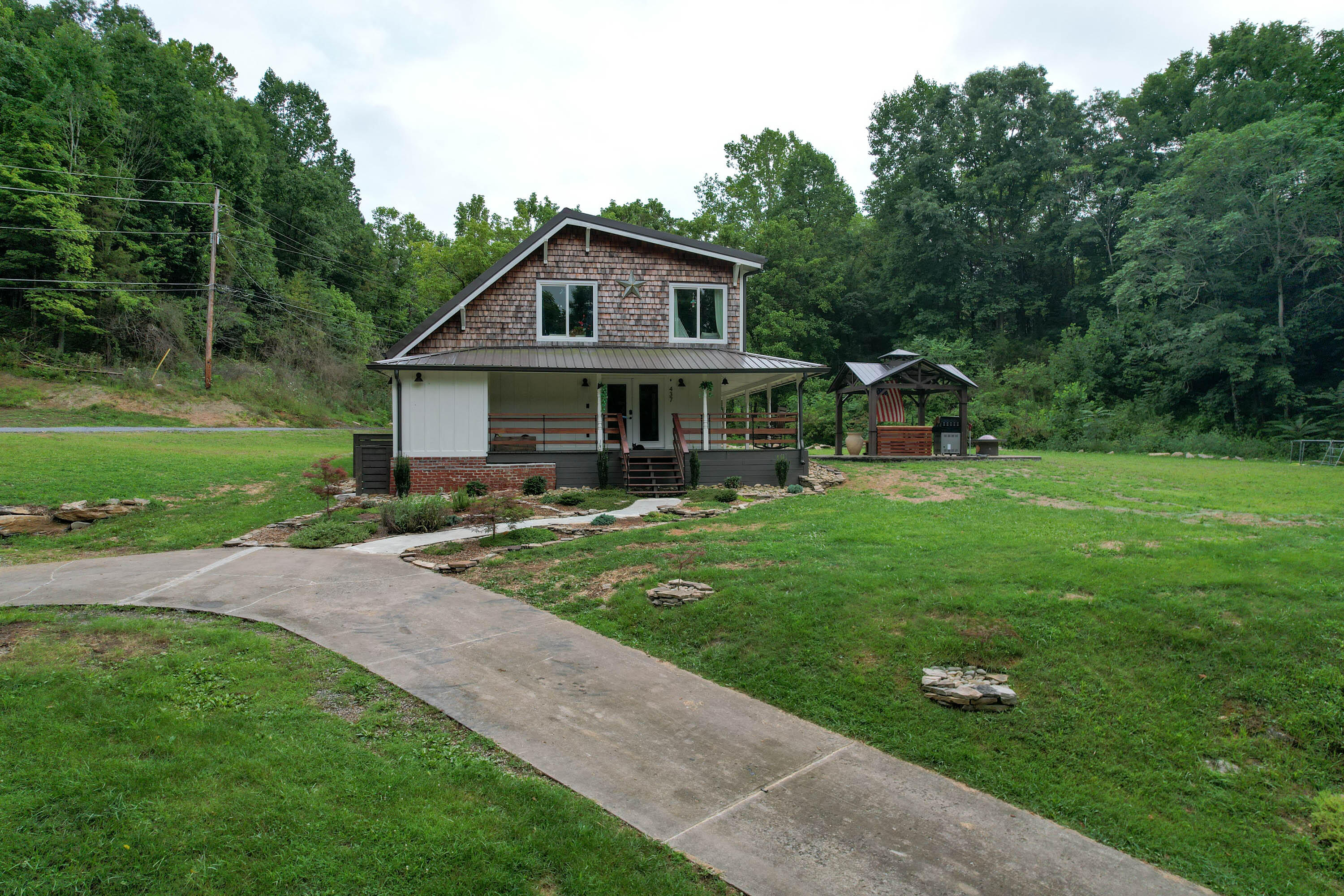 437 Bluff Road Blountville, TN 37617 - Photo 53 of 72 Drone-2