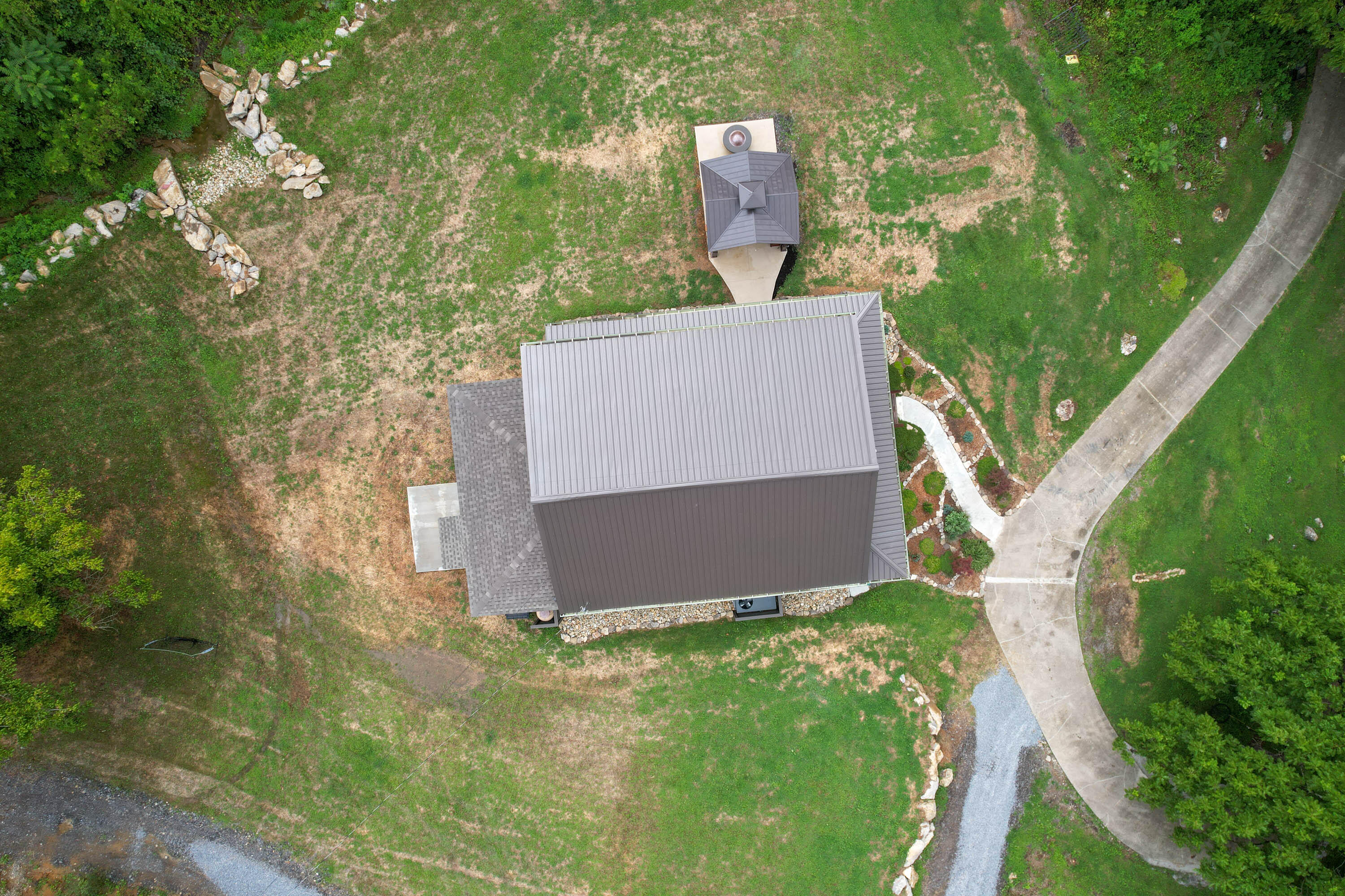 437 Bluff Road Blountville, TN 37617 - Photo 57 of 72 Drone-6