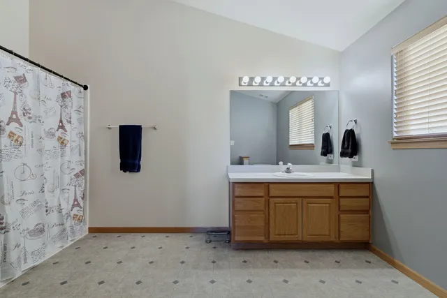 $349,900 | 25548 Mallard Drive, Channahon, IL 60410