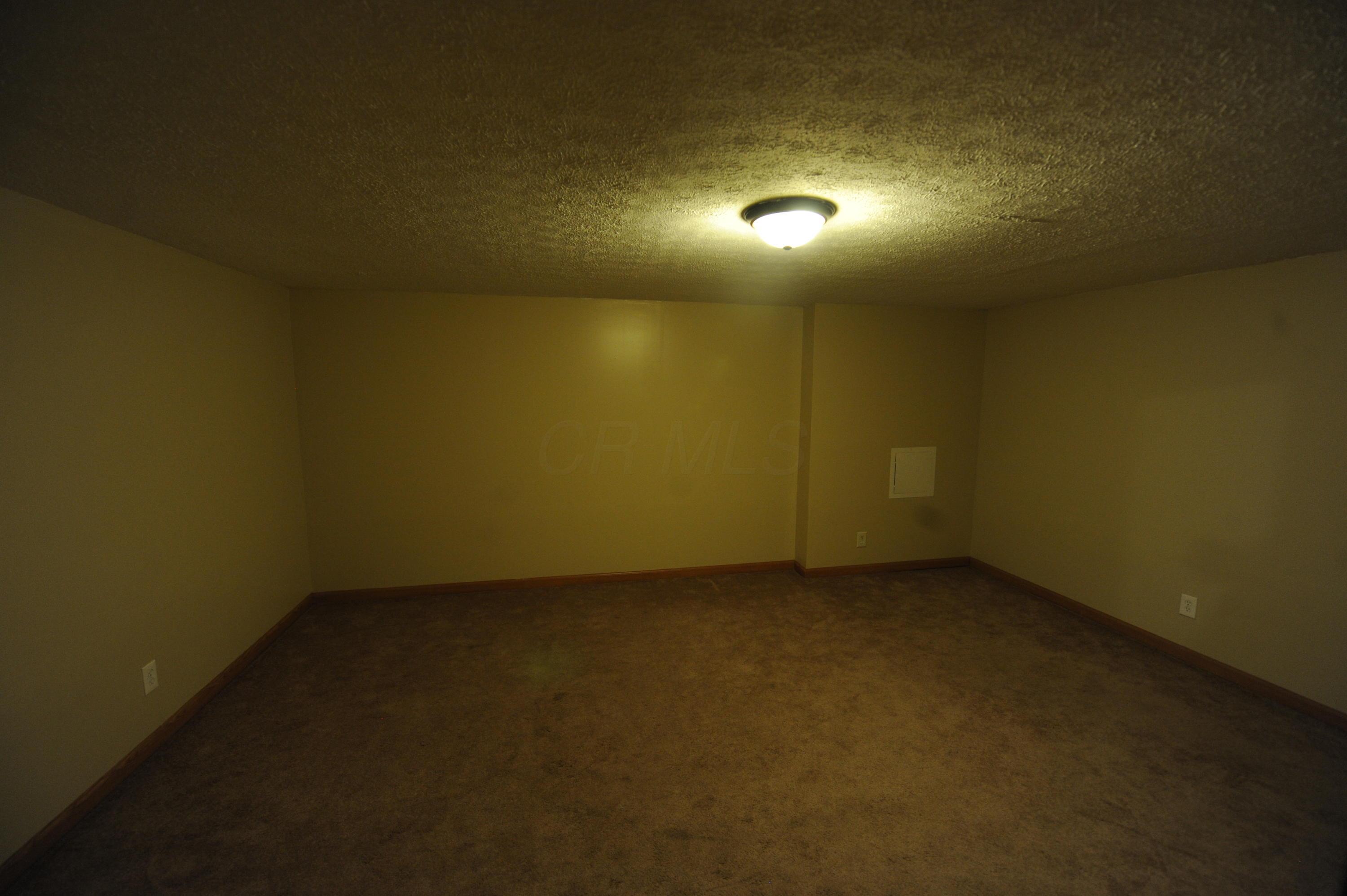 6571 Refugee Road Pickerington, OH 43147 - Photo 12 of 13 Gallery Image 12