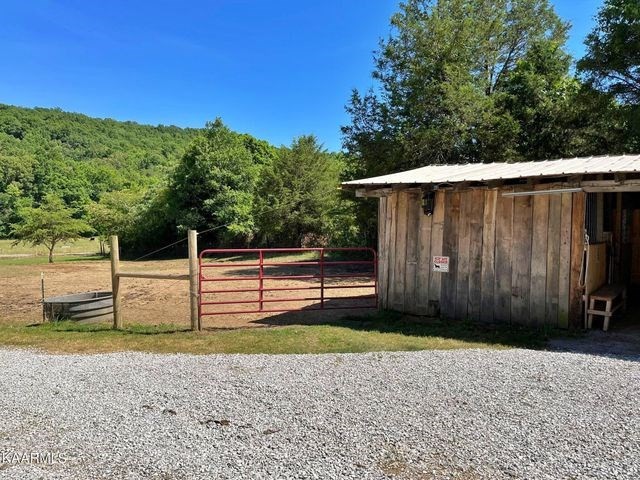 998 Salem Valley Road Ten Mile, TN 37880 - Photo 11 of 42 Gallery Image 11