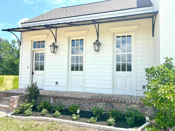 $385,000 | 13201 Magnolia Square Drive, Central, LA 70818