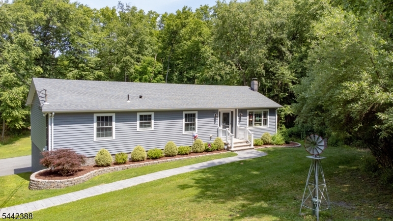 13 Deer Run Road Newton, NJ 07860 - Photo 2 of 25
