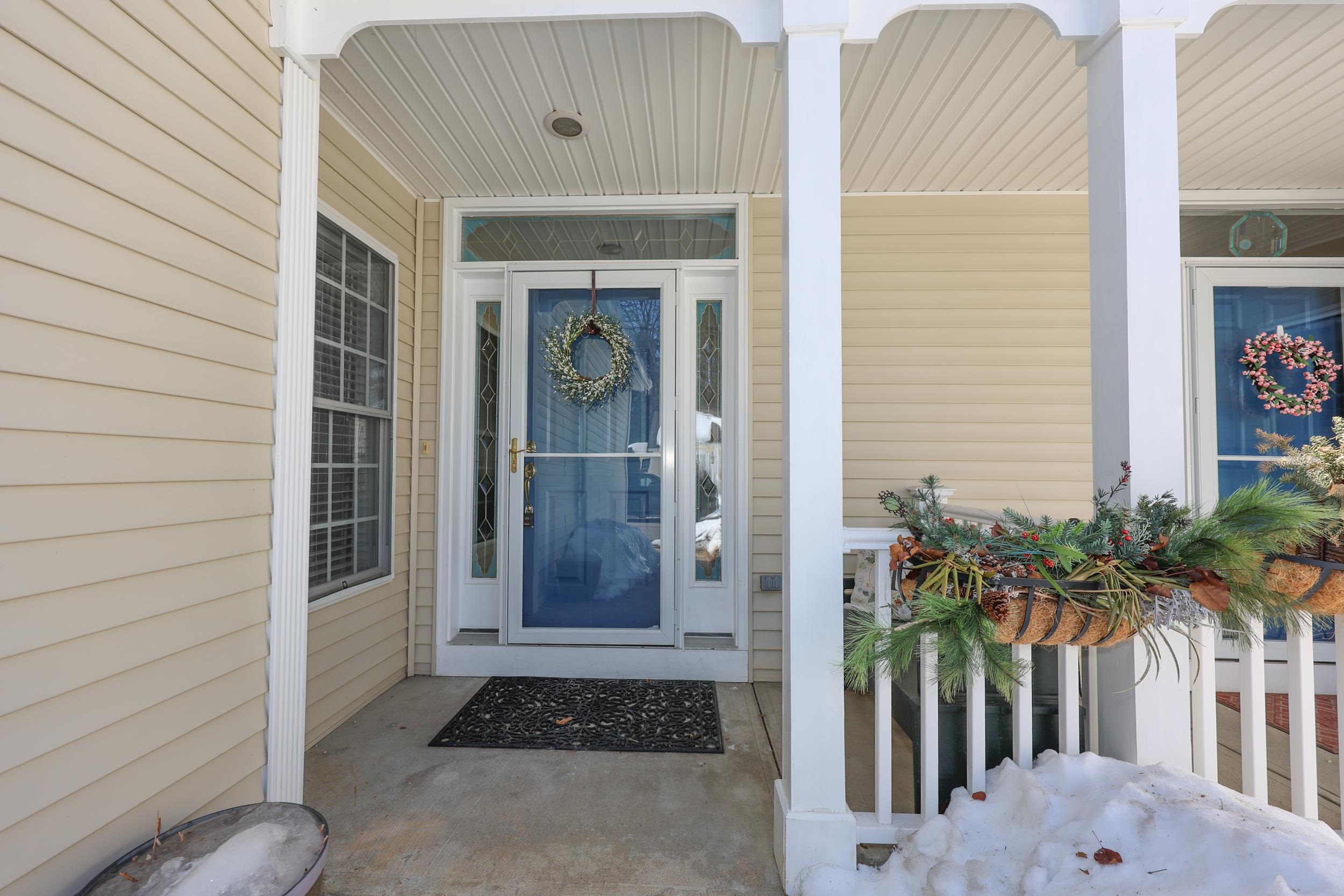 34 Mammoth Road, Unit 27 Hooksett, NH 03106 - Photo 1 of 55