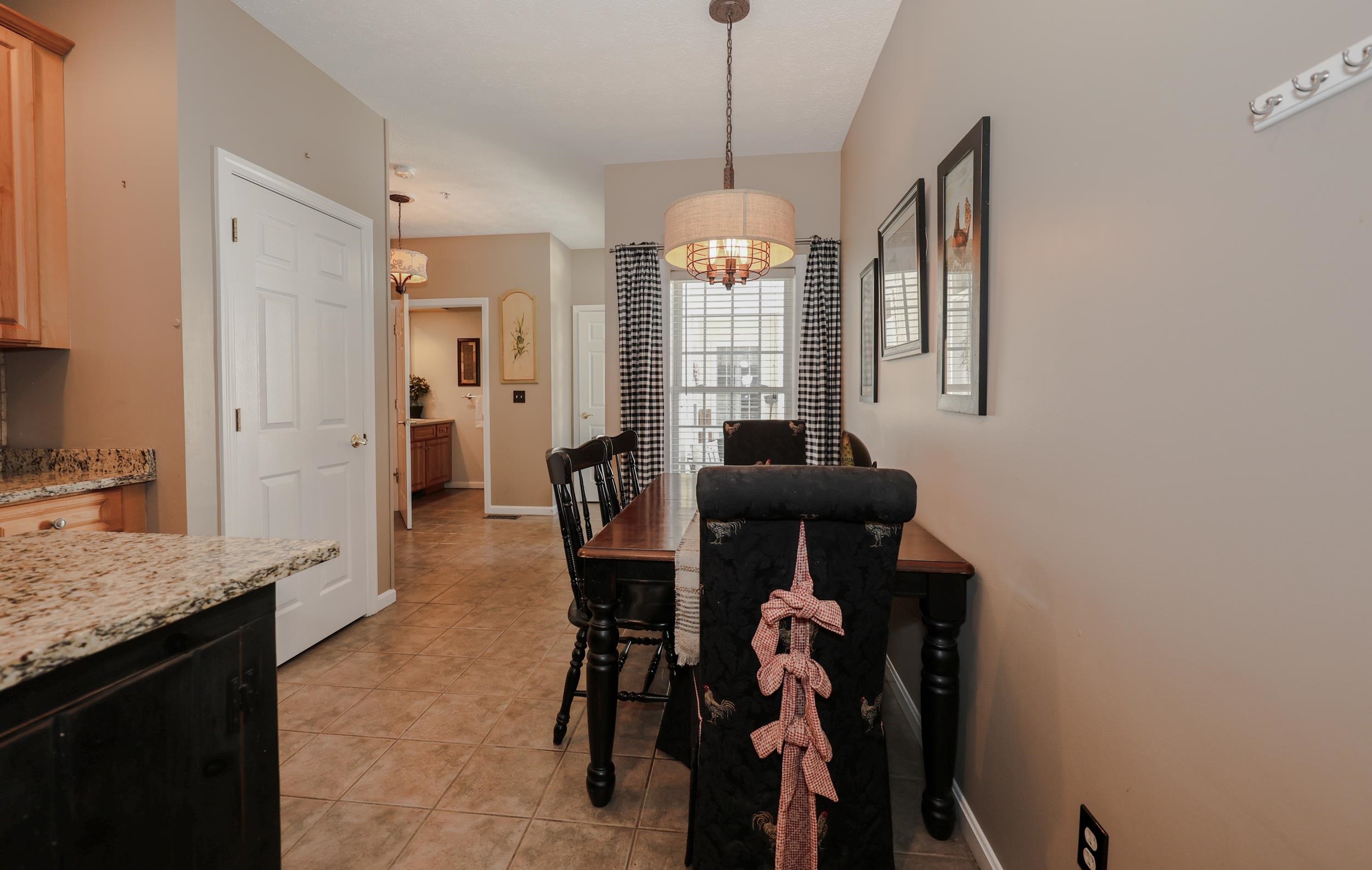 34 Mammoth Road, Unit 27 Hooksett, NH 03106 - Photo 21 of 55