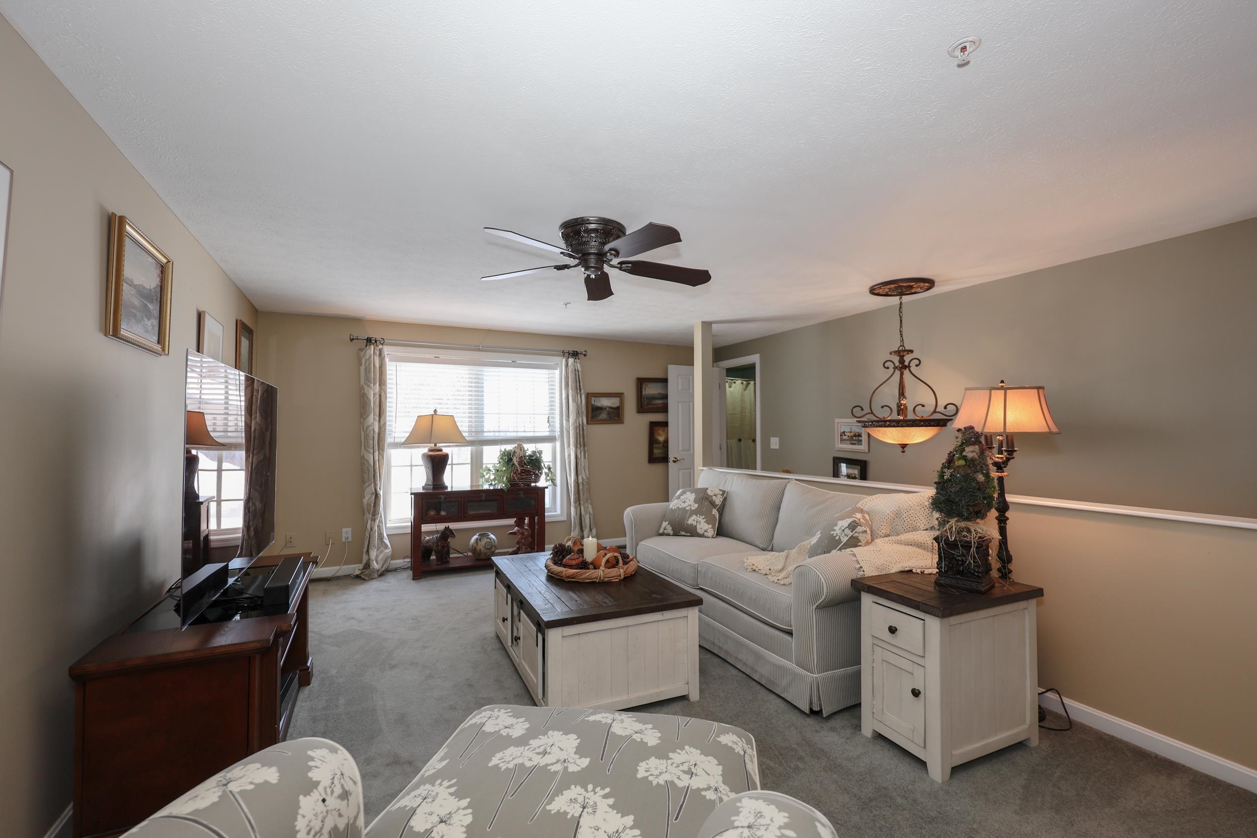 34 Mammoth Road, Unit 27 Hooksett, NH 03106 - Photo 32 of 55