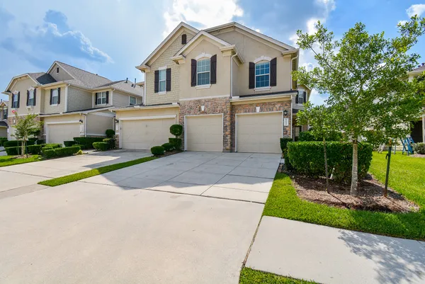 $2,295 | 16021 Summerville Lake Drive, Tomball, TX 77377