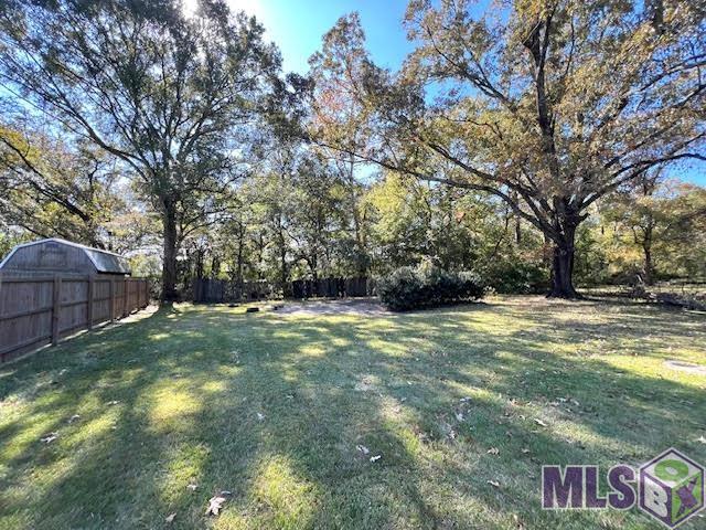 12690 Canterbury Drive Baton Rouge, LA 70814 - Photo 15 of 16 Backyard
