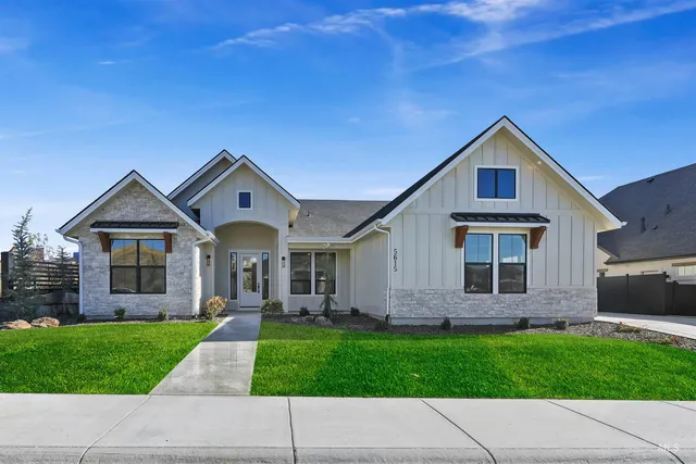 $899,000 | 5615 West Haughburn Drive, Eagle, ID 83616